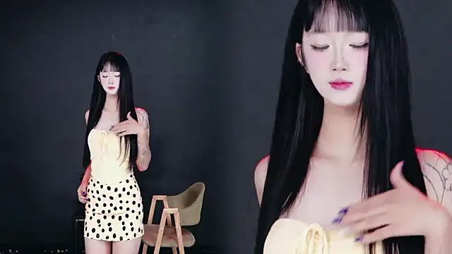 Chanel-001のウェブカメラショー