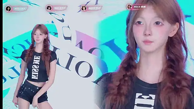 Chanel-001's Webcam Show