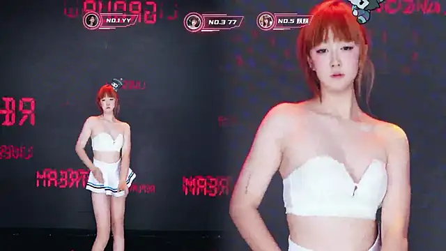 Chanel-001 Show Webcam