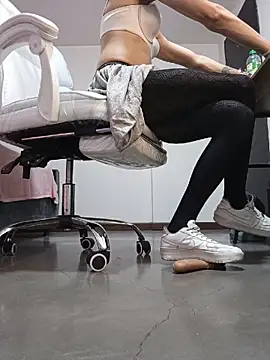 Elysianpair Show in webcam
