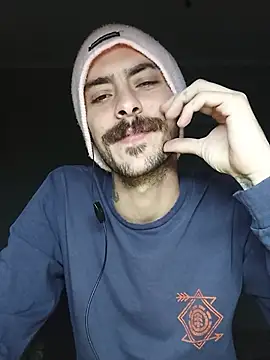 Show modela Johnnyworld19 na web-kameri