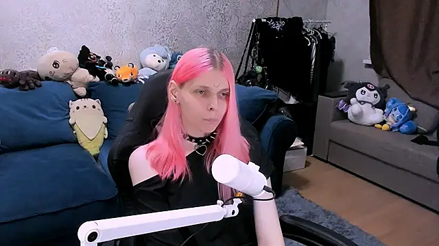 LunaPink69's Webcam Show
