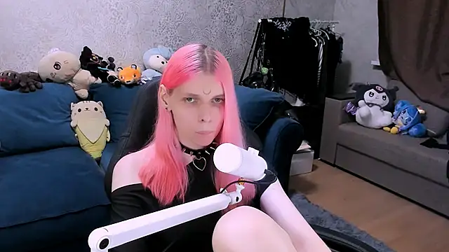 LunaPink69: διαδικτυακό σόου στην κάμερα