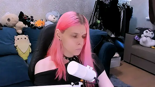 LunaPink69's Webcam Show