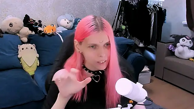 LunaPink69 webcam show