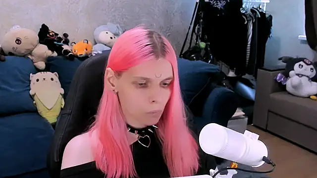 LunaPink69's Webcam Show