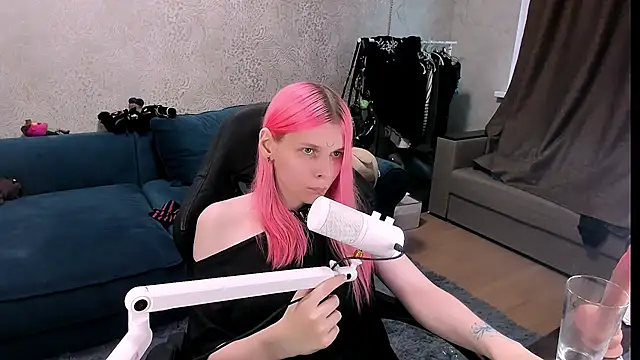 LunaPink69 Webcam Show