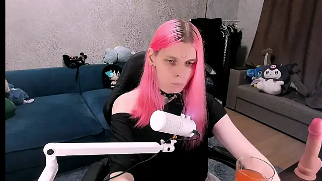 LunaPink69's Webcam Show