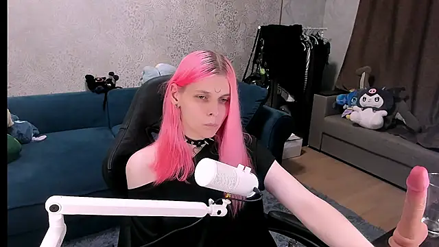 Show modela LunaPink69 na web-kameri