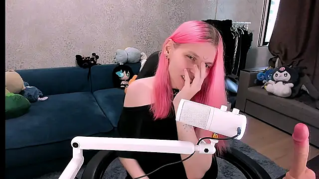 LunaPink69 webcam show