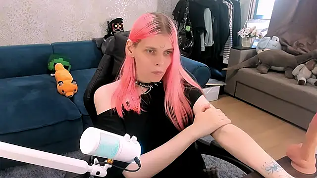 LunaPink69 webcam show
