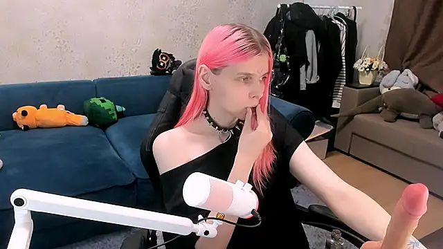 Show modela LunaPink69 na web-kameri