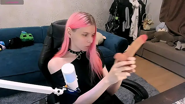 LunaPink69 Adlı Modelin Web Kamerası Şovu