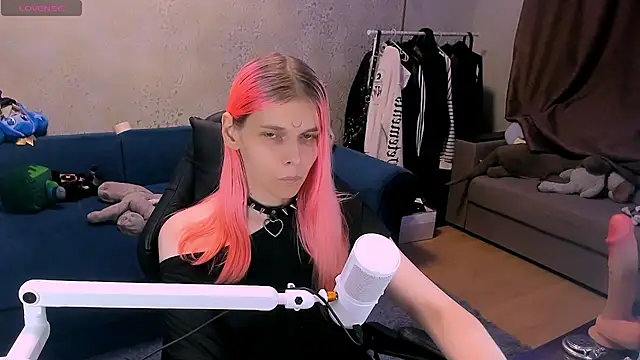 LunaPink69's Webcam Show