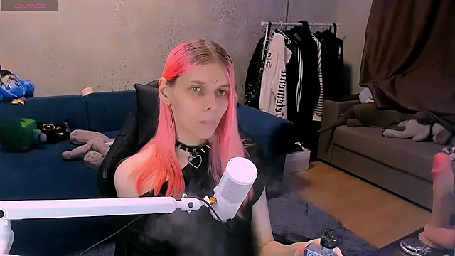 Вебкам-шоу LunaPink69