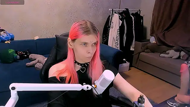 LunaPink69 webcam show