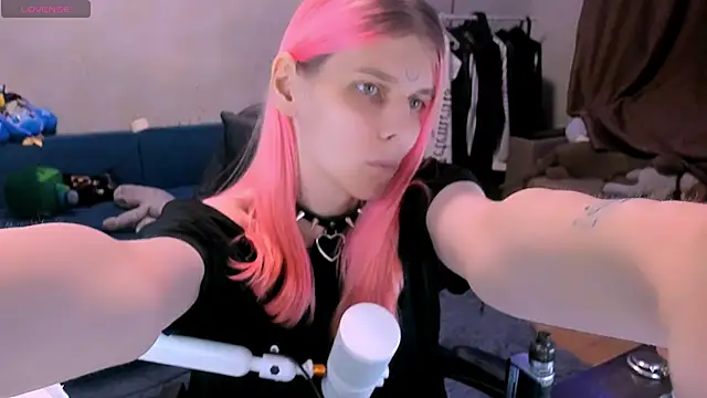 LunaPink69 网络视讯表演