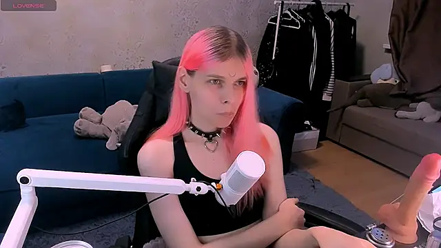 LunaPink69 网络视讯表演