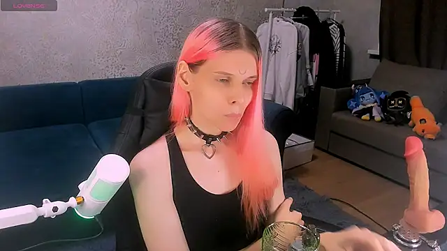 LunaPink69 Webcam Show