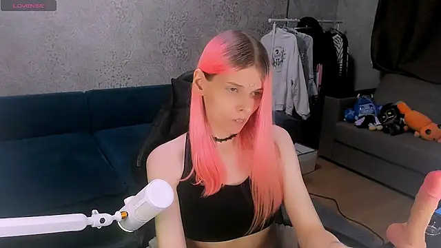 LunaPink69 网络视讯表演