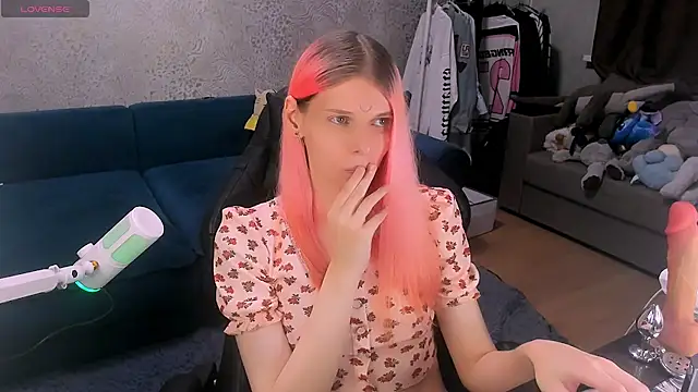 Вебкам-шоу LunaPink69