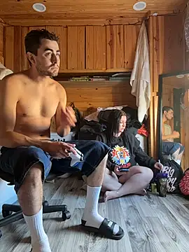 SierraxRuben26: διαδικτυακό σόου στην κάμερα