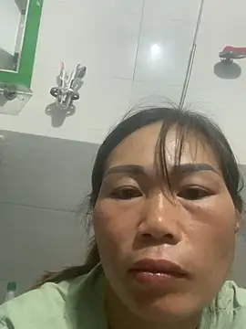 quyquy01's Webcam Show