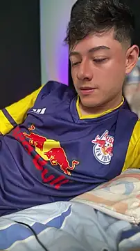 iykyk_apolon Webbikameraesitys