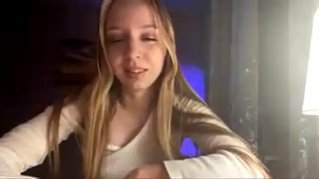 Webkamerová show JenniferDerHorst