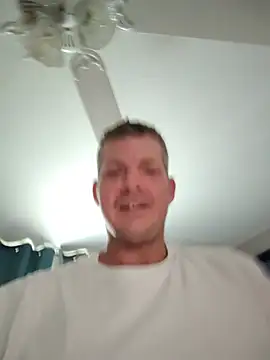 manlysissyslave webkamerás műsora