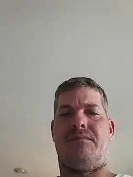 manlysissyslave webcam show