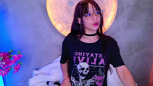 abril_collinz's Webcam Show