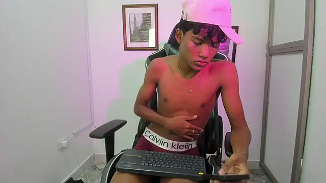 jordan_cum18 webcam show