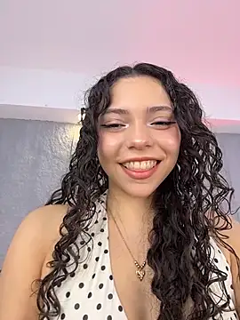 Mia_honey3's Live XXX Chat