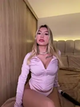 isabellaa_see_'s Webcam Show