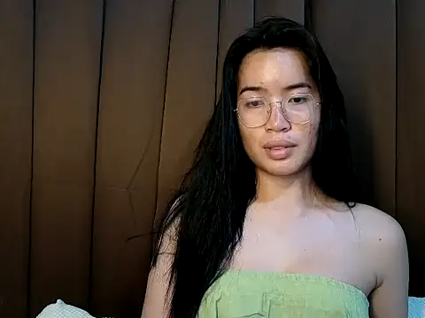 hannahbirx 在線直播表演