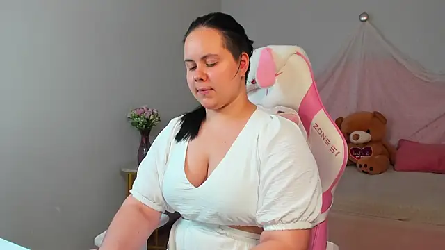 DaisyHarts' Live XXX Chat