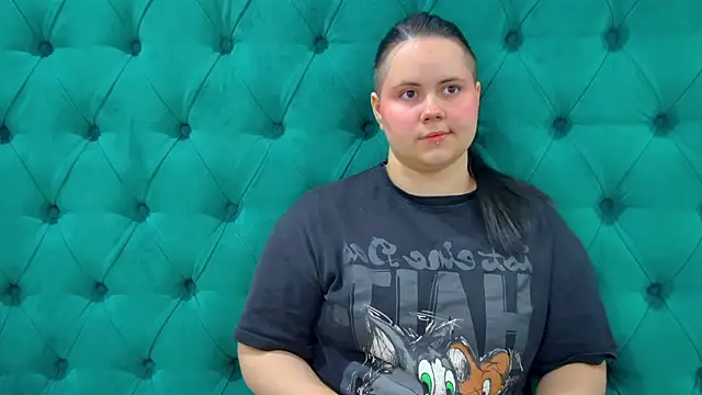DaisyHarts' Live XXX Chat