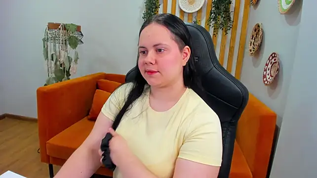 DaisyHarts' Live XXX Chat