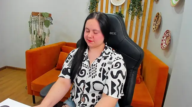 Show modela DaisyHarts na web-kameri