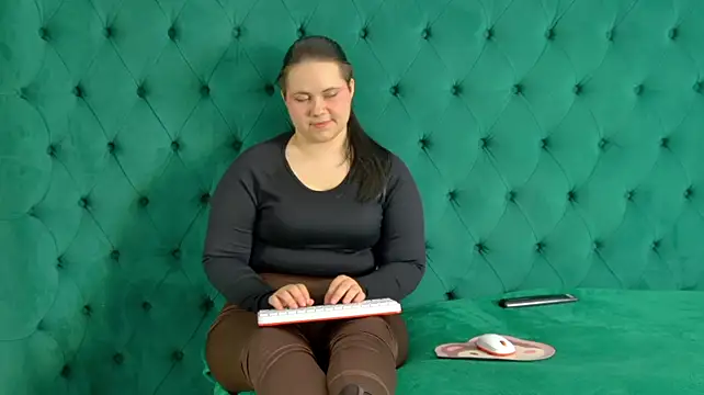 DaisyHarts' Live XXX Chat