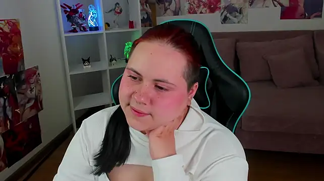 DaisyHarts Show in webcam