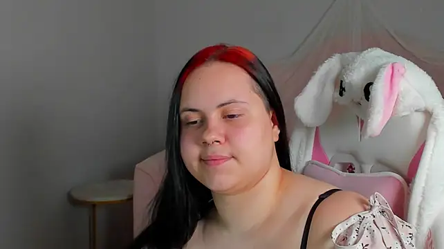 DaisyHarts' Live XXX Chat