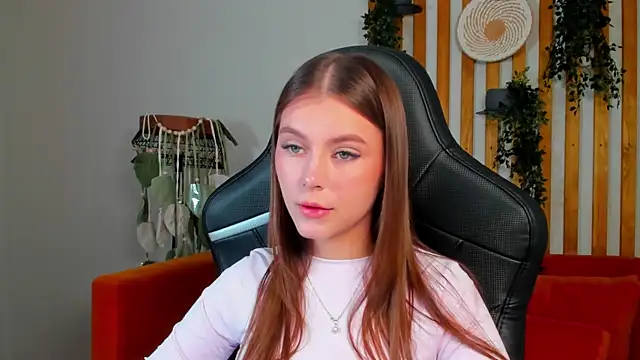 צ'אט XXX בשידור חי של EricaFoxes