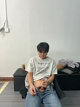 Zeya123 在線直播表演