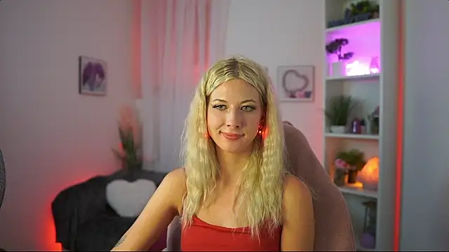 צ'אט XXX בשידור חי של EmilySwann_