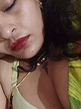 Mass_madhu Pertunjukan Webcam