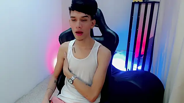 Webkamerová show YorYo_hot