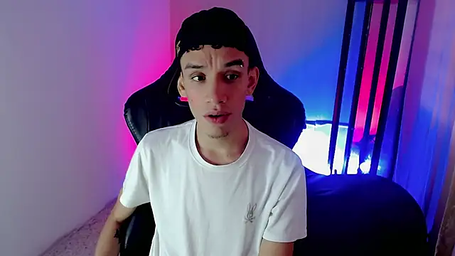 YorYo_hot webcam show