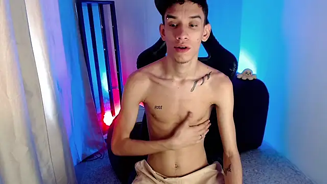 Show de YorYo_hot na webcam